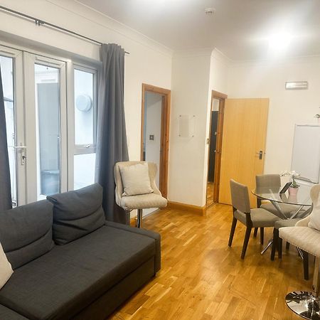 Grays Apartment Лондон Экстерьер фото